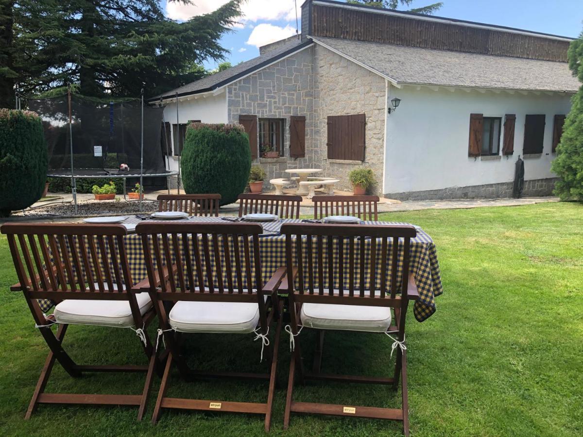 Villa Aurelia - Casa De Campo Con Jardin Y Piscina Entre Madrid Y Segovia Ortigosa del Monte ภายนอก รูปภาพ