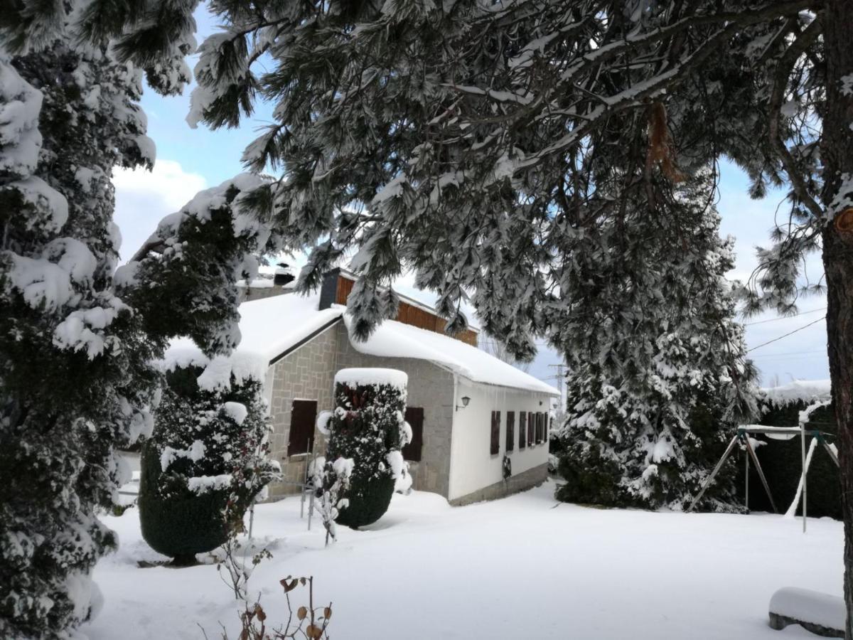 Villa Aurelia - Casa De Campo Con Jardin Y Piscina Entre Madrid Y Segovia Ortigosa del Monte ภายนอก รูปภาพ